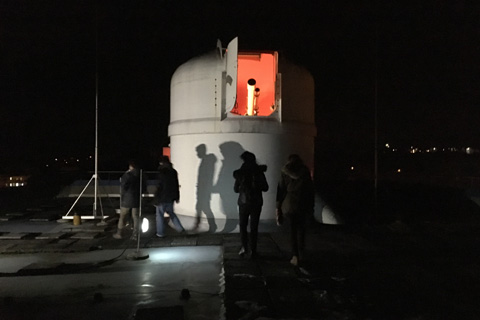 Sternwarte auf dem Dach