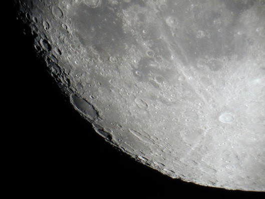 mondlandschaft-20001208d