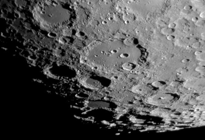 mondlandschaft-20030211a