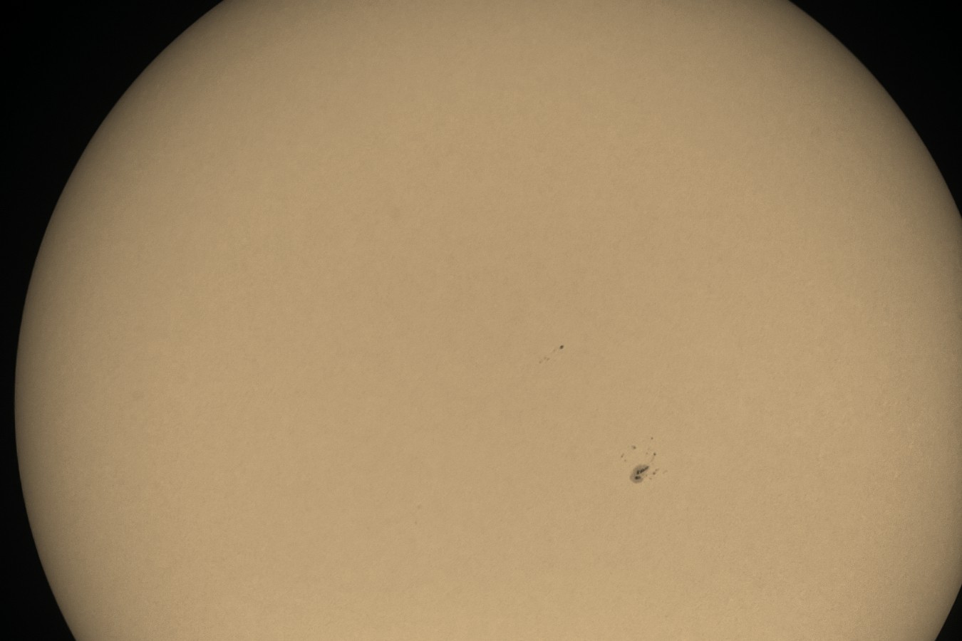 sonnenflecken-20160509a