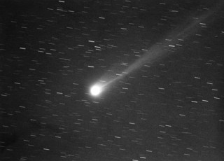 kometen-19960324a